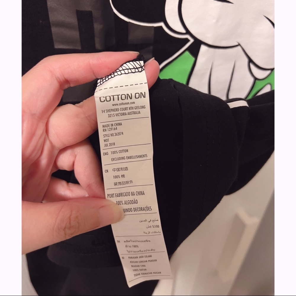 NWT Mickey Mouse California Graphic Tee Tshirt - Picture 4 of 5